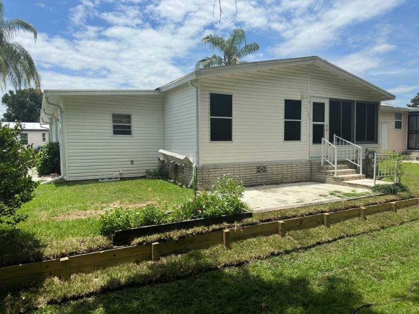 311 Maple Crest Drive a Haines City, FL Mobile or Manufactured Home for Sale